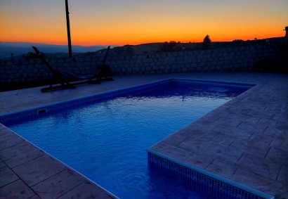 Peristerona Pafou Freistehende Villa zum Mieten | BK8502