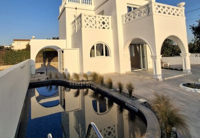 Kissonerga, Paphos Freistehende Villa zum Mieten | KJ11415