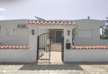 Koili, Paphos Freistehende Villa zum Mieten | C11519