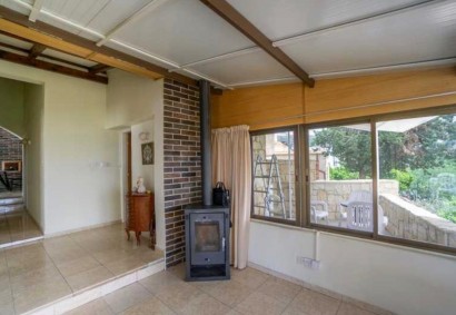 Mesogi, Paphos Freistehende Villa zum Mieten | BK11671