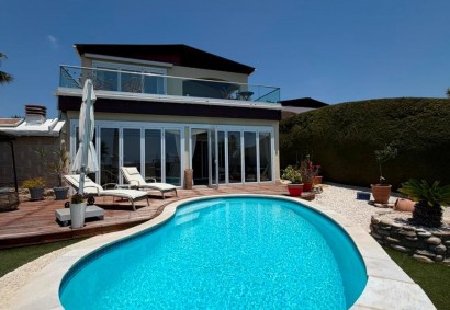 Pegeia - Coral Bay Freistehende Villa zum Mieten | RK11876